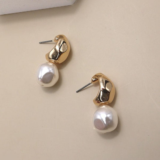 Earrings - Pearl Gold Drop Earrings