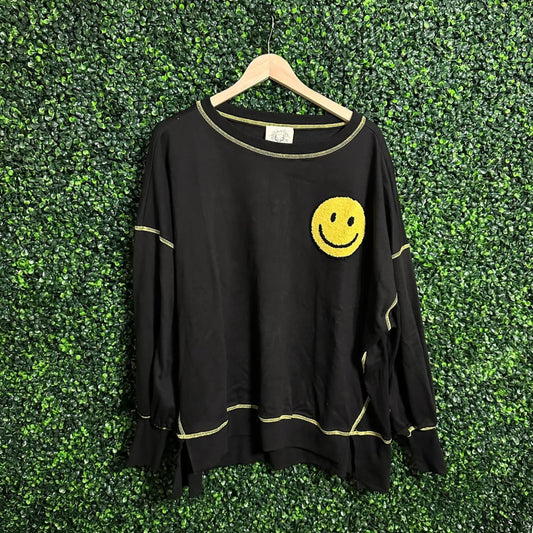 Shirts & Tops - The Alice Smiley Patch Top